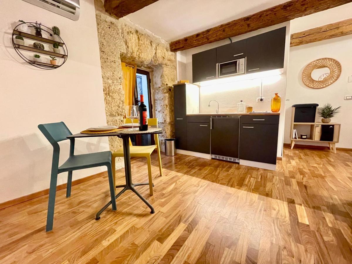 Corrieri Little Apartment パレルモ エクステリア 写真